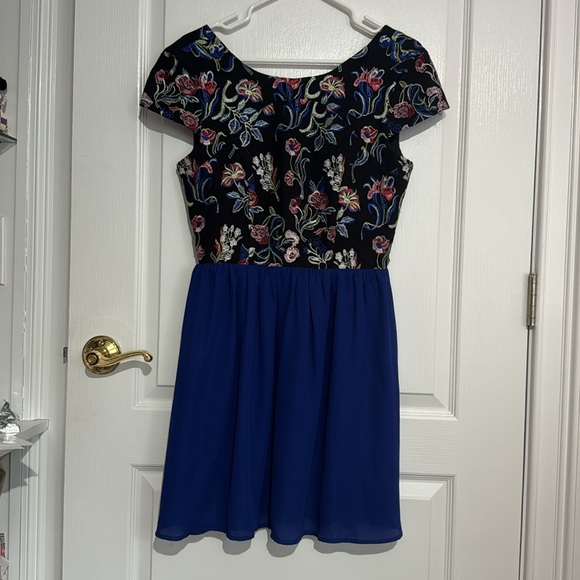 DRESS | FRANCESCA'S | SIZE S - Picture 3 of 6